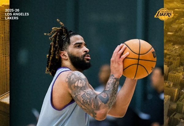 Lakers đã ký bốn tân binh li